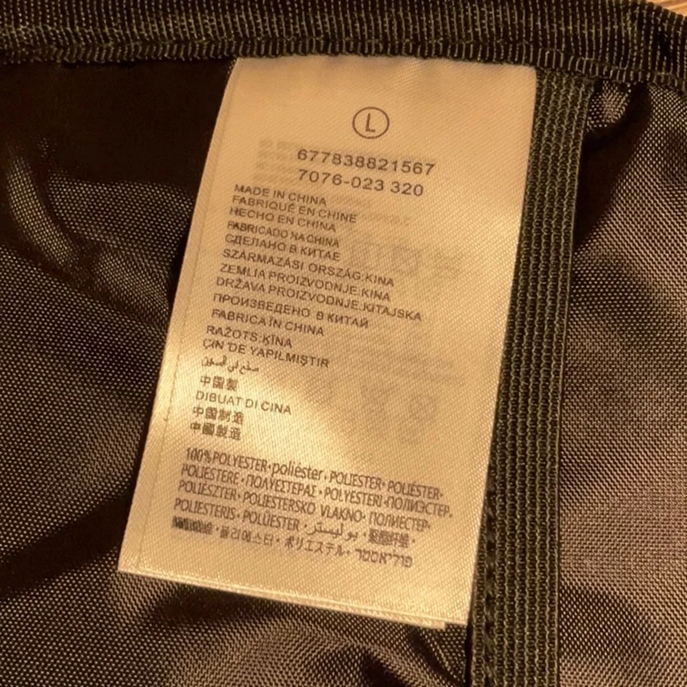 Hurley 22L15” Padded Adjustable Shoulder Straps Backpack Brand New with …